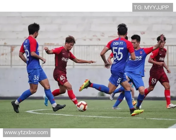 武汉足球队以89分领跑挑战赛积分榜展现强劲实力和夺冠希望