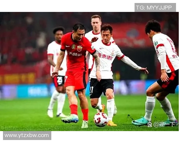 南京篮球队以54分领跑挑战赛积分榜展现强劲实力和团队合作精神